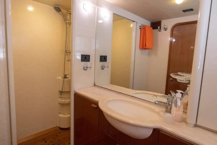 gallery-646dc098ab10a