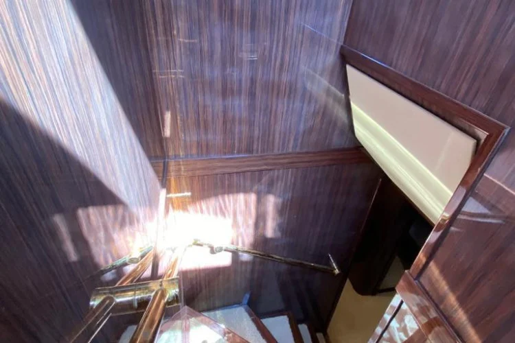 gallery-646dc16c4b252