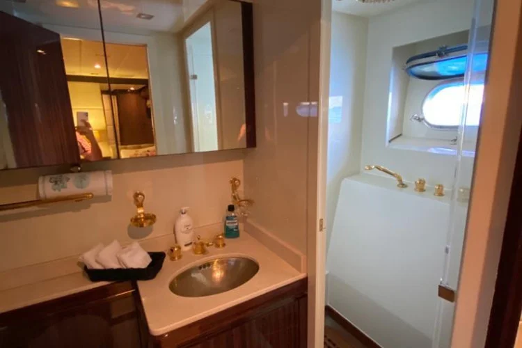 gallery-646dc21a0ba39