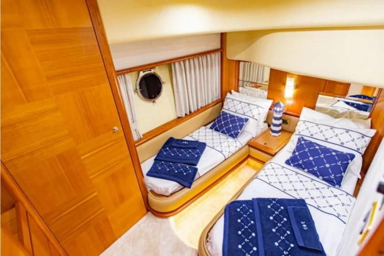 gallery-646dc30f67238