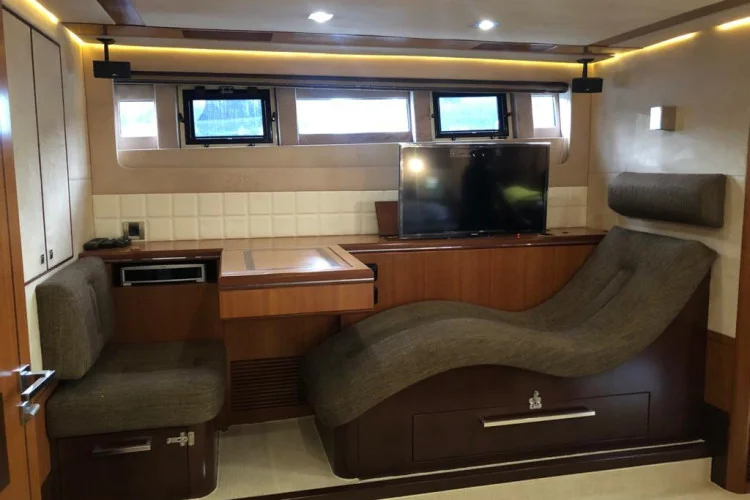 gallery-646dc6c9438b2