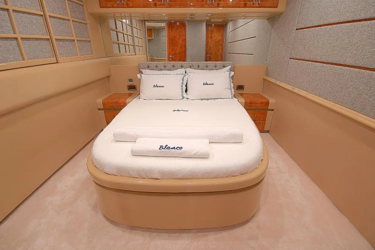 gallery-646f3763106bf