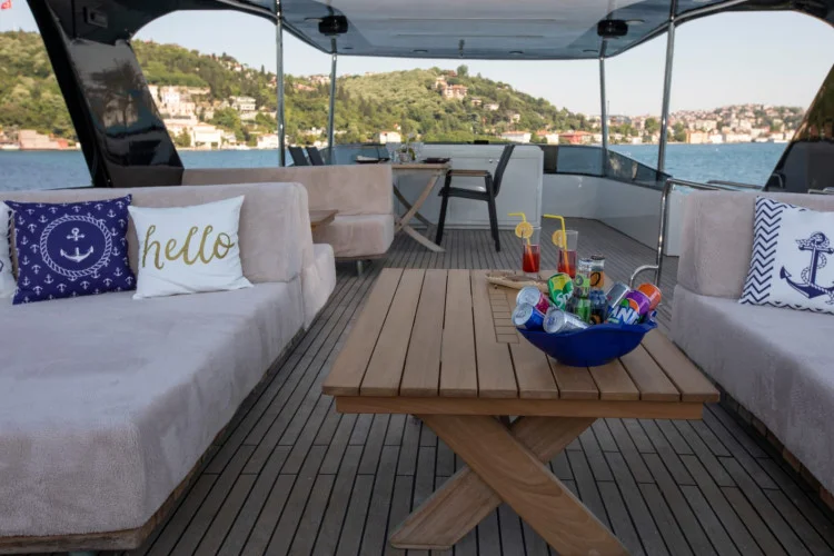 gallery-646fe42d614a2