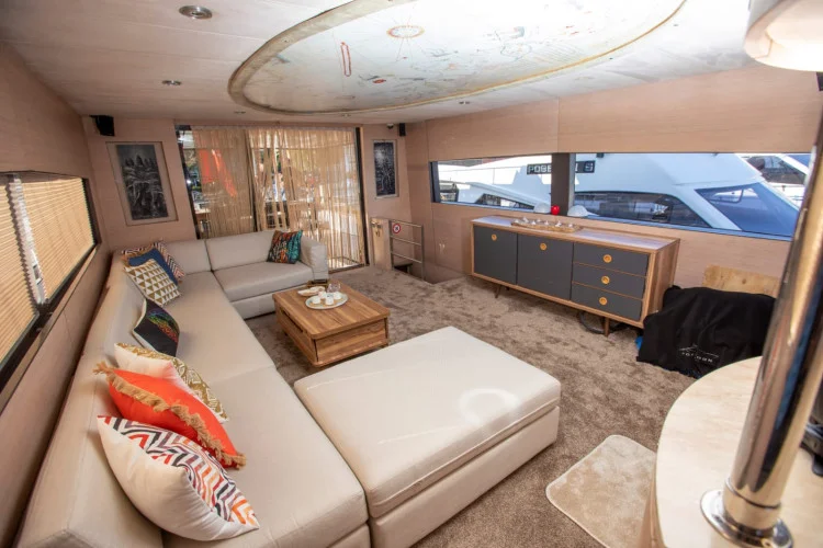 gallery-646fe46a58389