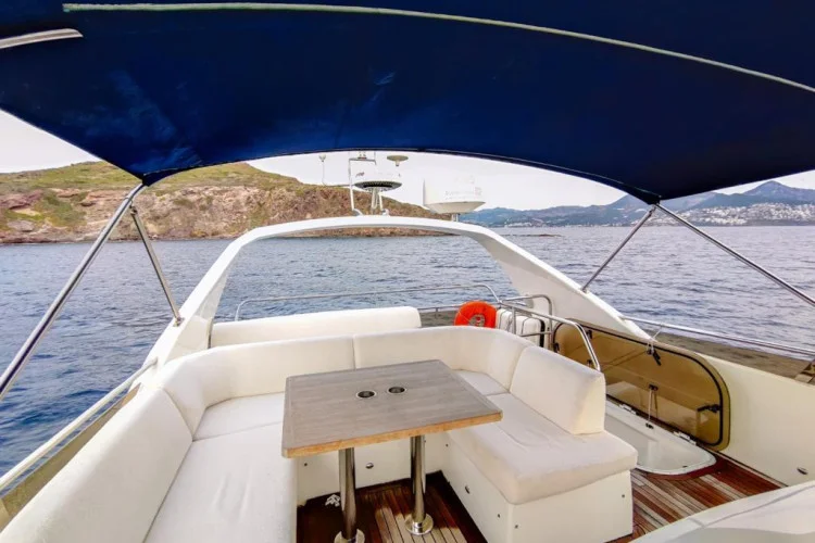 gallery-647071eb97aaf