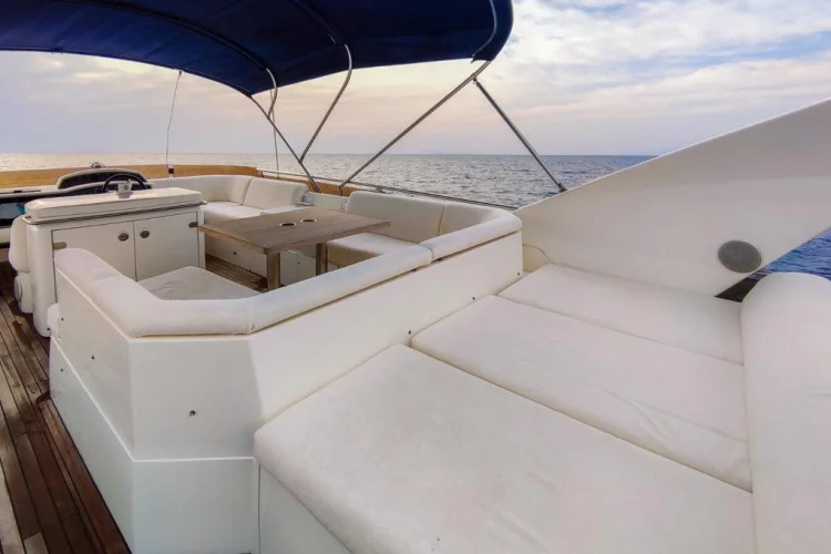 gallery-647071f337d56