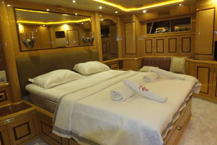 gallery-647079c0b7a98