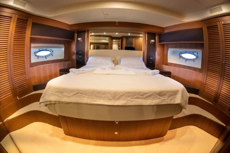 gallery-6474638f948e8