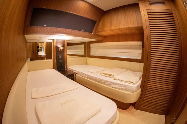 gallery-647463bf78349