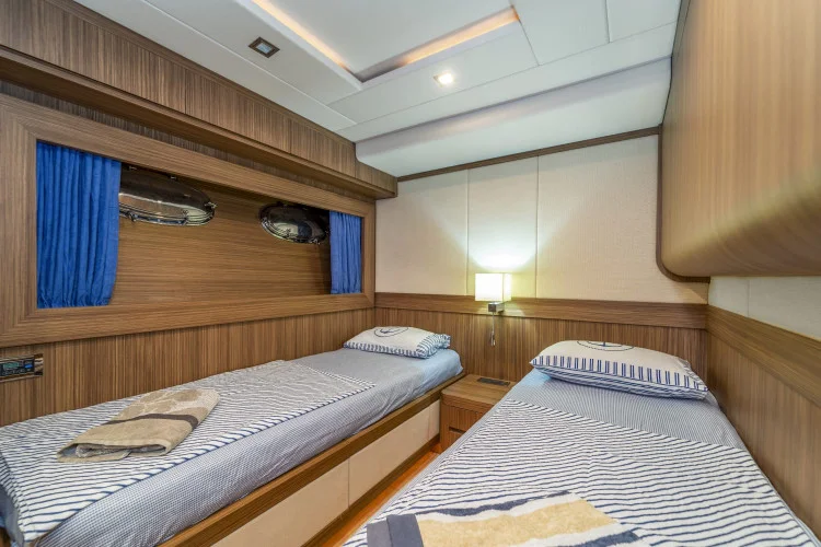 gallery-64747a44675f7