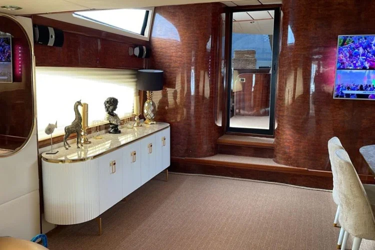 gallery-64751efaa358b