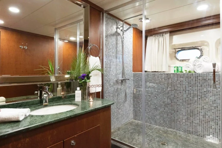 gallery-647524f56f5fb