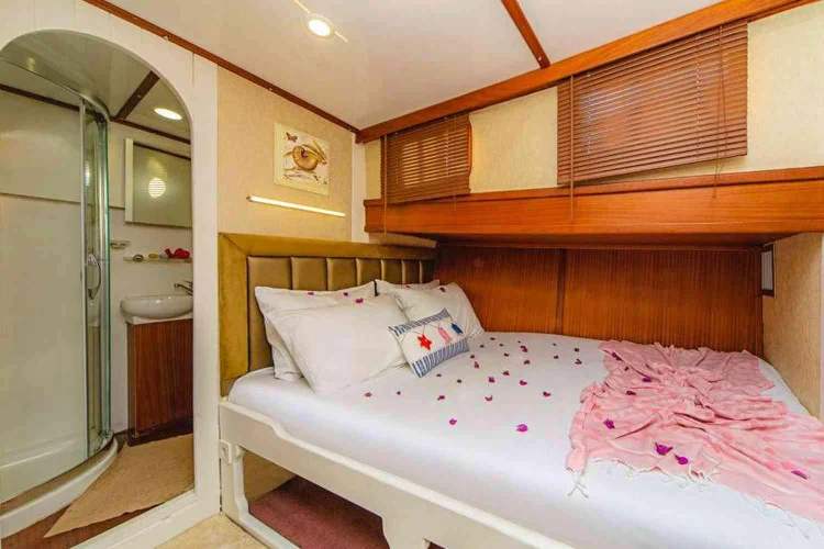 gallery-6486b38d03aa2