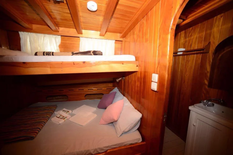 gallery-6486c80259f4a