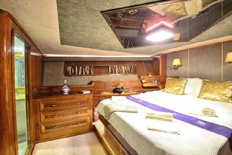 gallery-6492cf09203dc