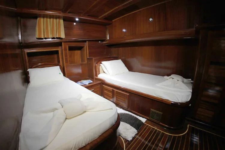 gallery-64abb9ff8451f