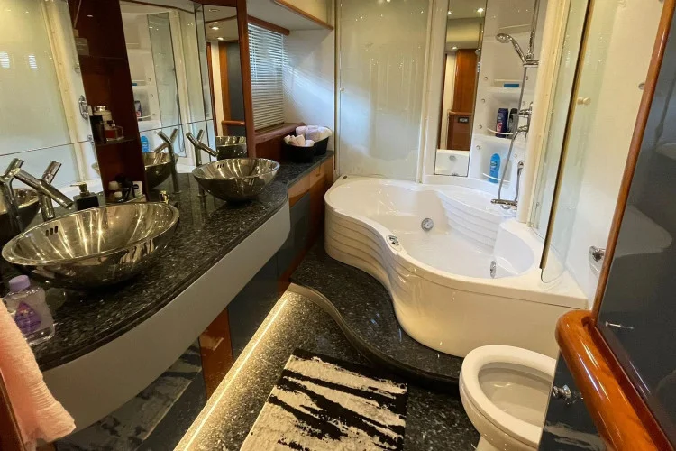 gallery-664932135b5d5